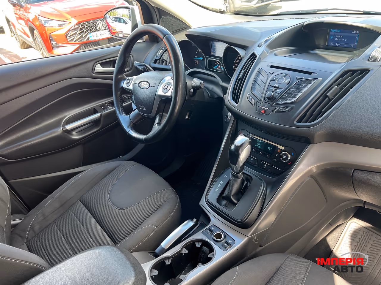 Ford Kuga - фото 11