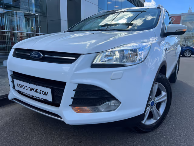 Ford Kuga - фото 1