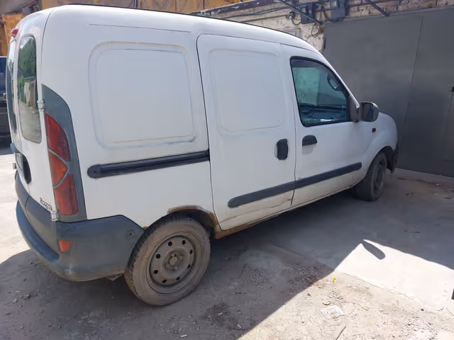Renault Kangoo - фото 4