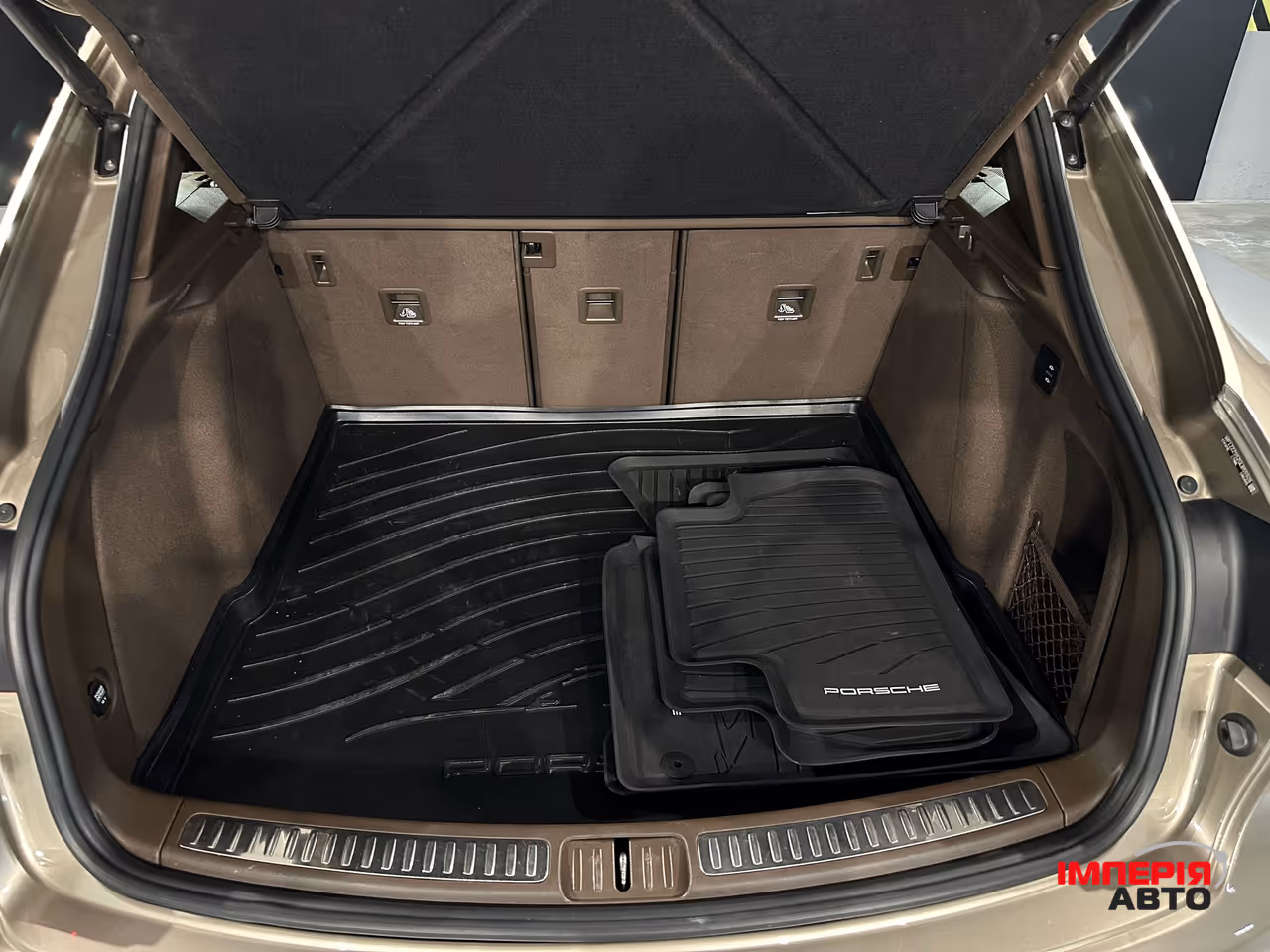Porsche Macan - фото 10