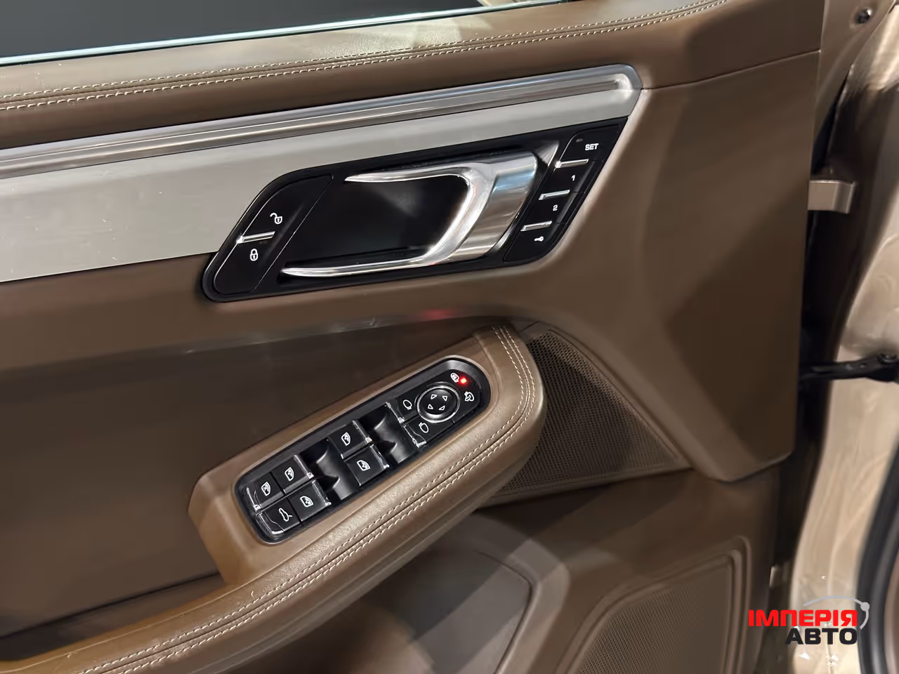 Porsche Macan - фото 16