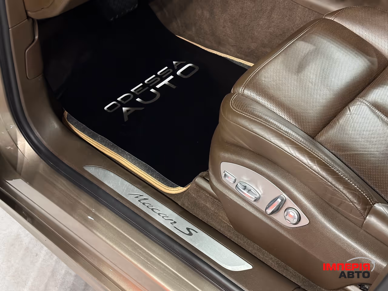 Porsche Macan - фото 17