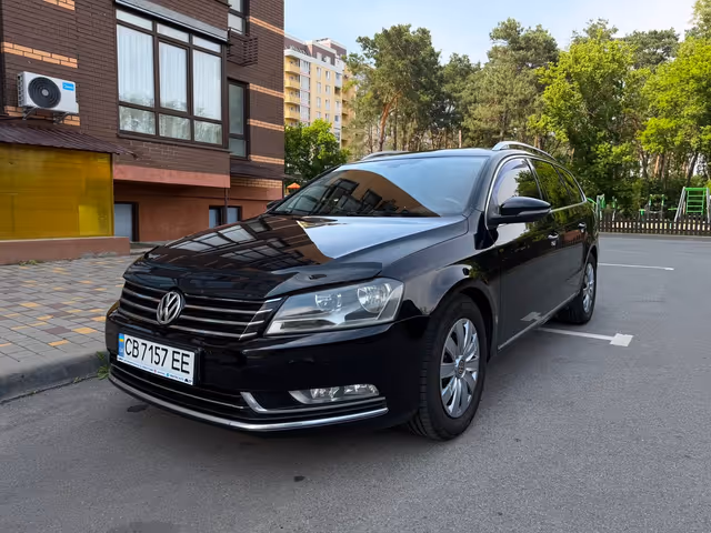 Volkswagen Passat - фото 4
