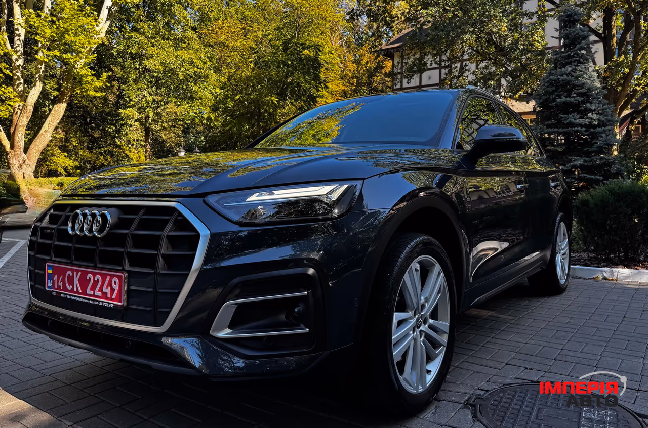Audi Q5 - фото 1