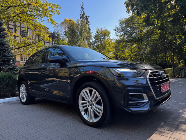Audi Q5 - фото 3