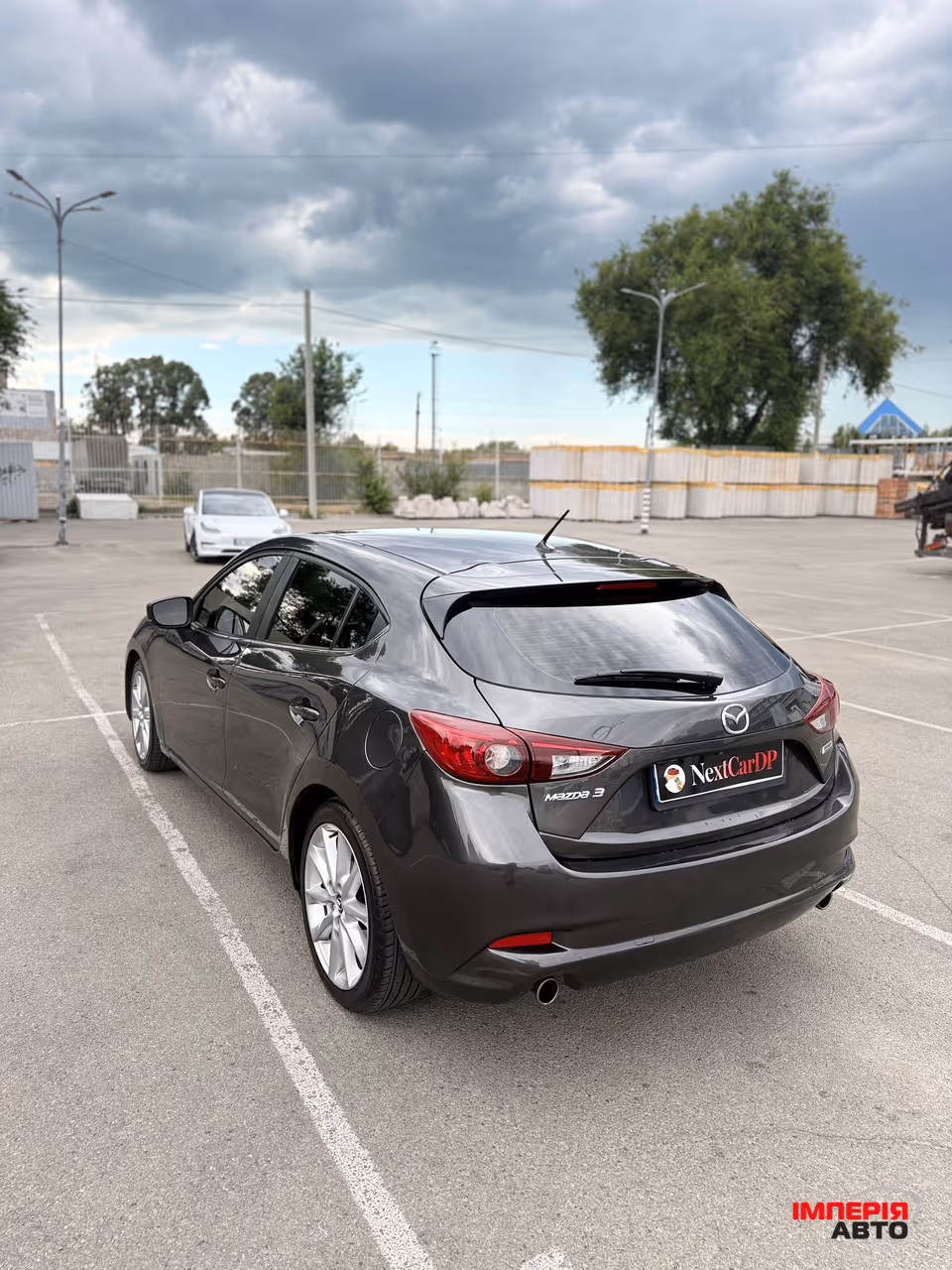 Mazda 3 - фото 6