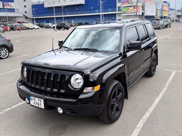 Jeep Patriot - фото 1