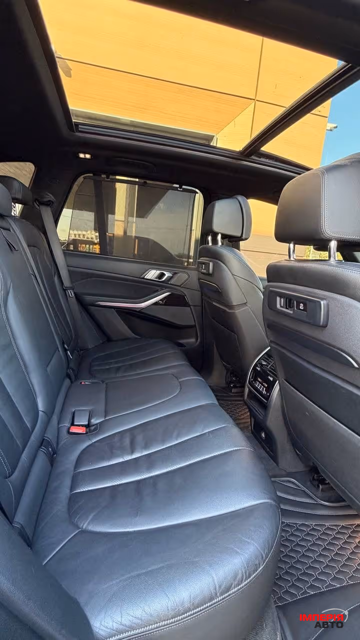 BMW X5 M - фото 9