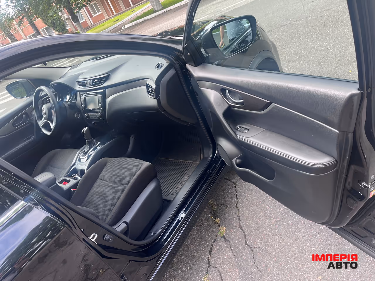 Nissan Qashqai - фото 12