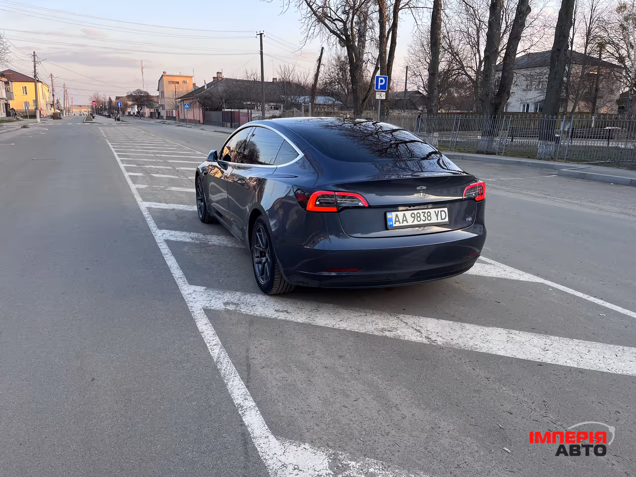 Tesla Model 3 - фото 5
