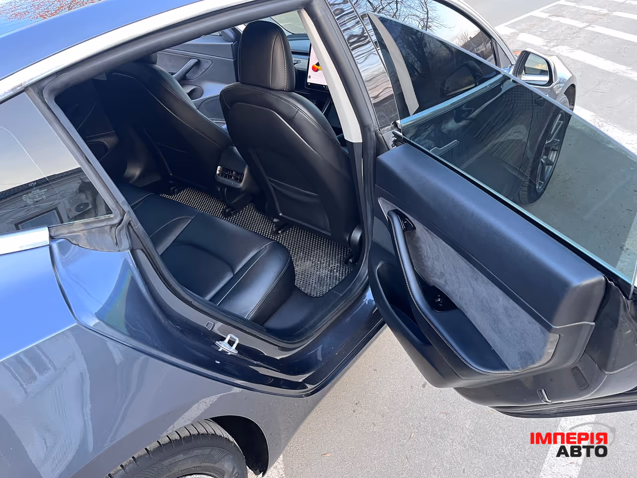 Tesla Model 3 - фото 13