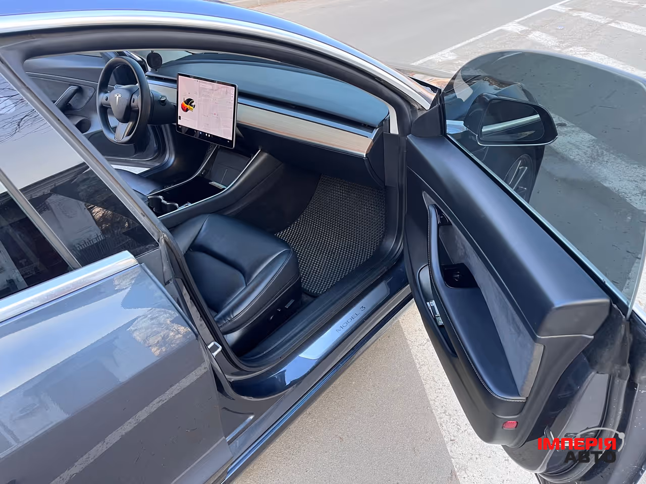 Tesla Model 3 - фото 12
