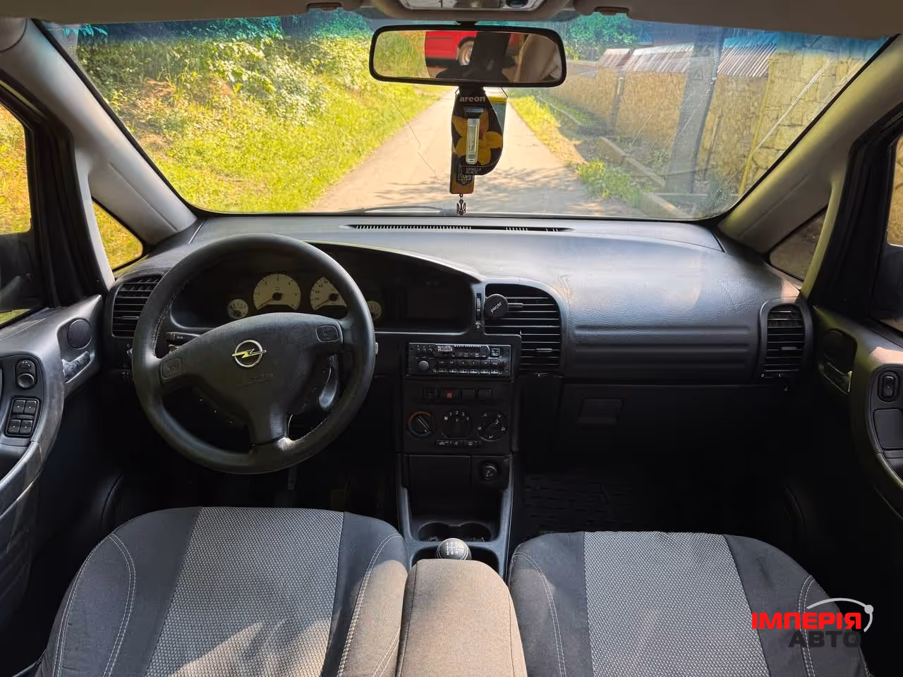 Opel Zafira - фото 10