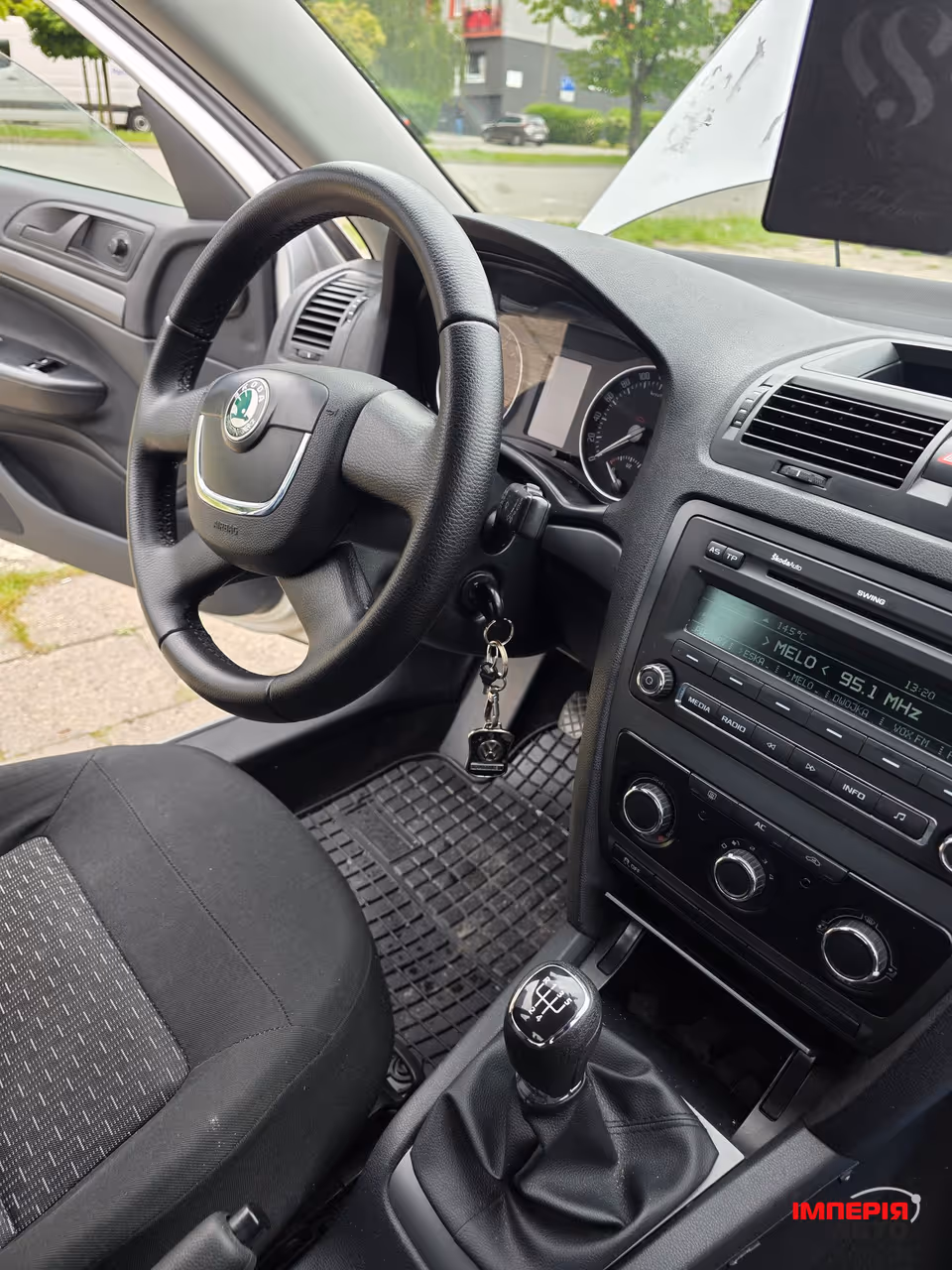 Skoda Octavia - фото 8