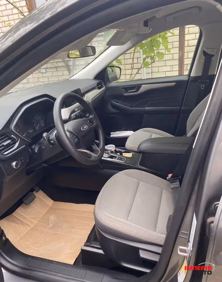 Ford Escape - фото 9