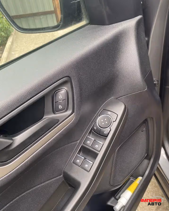 Ford Escape - фото 7