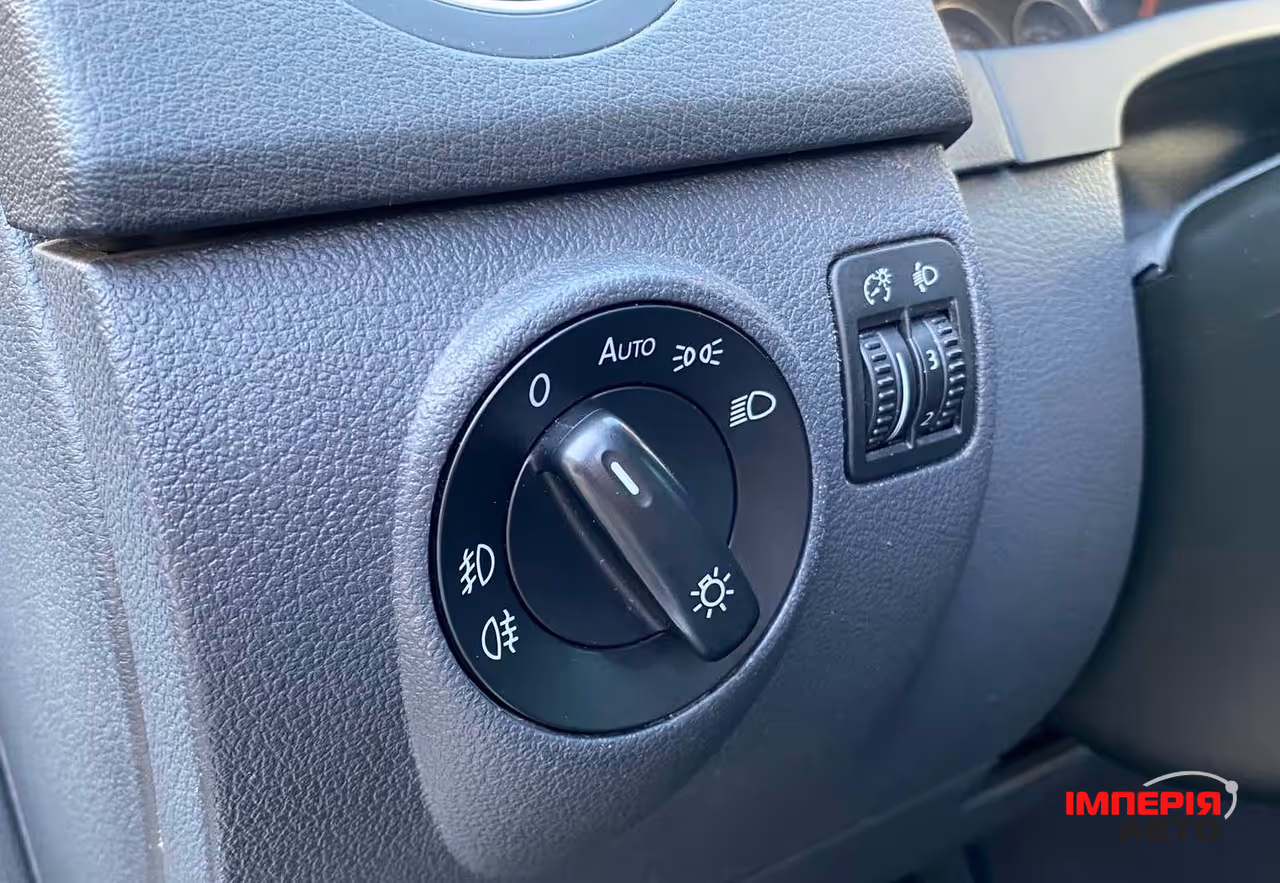 Volkswagen Golf Plus - фото 13