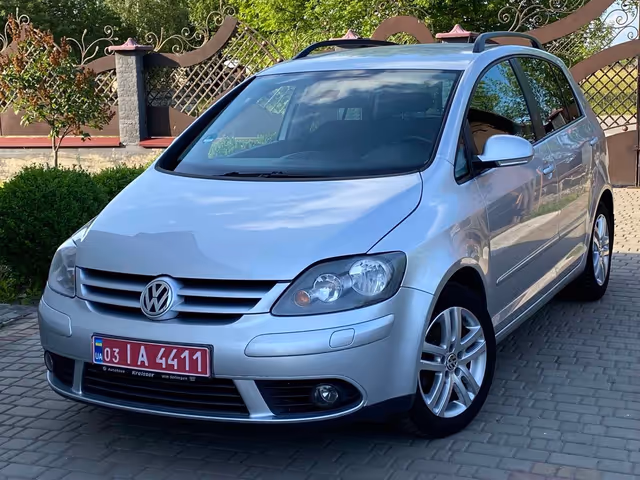 Volkswagen Golf Plus - фото 2