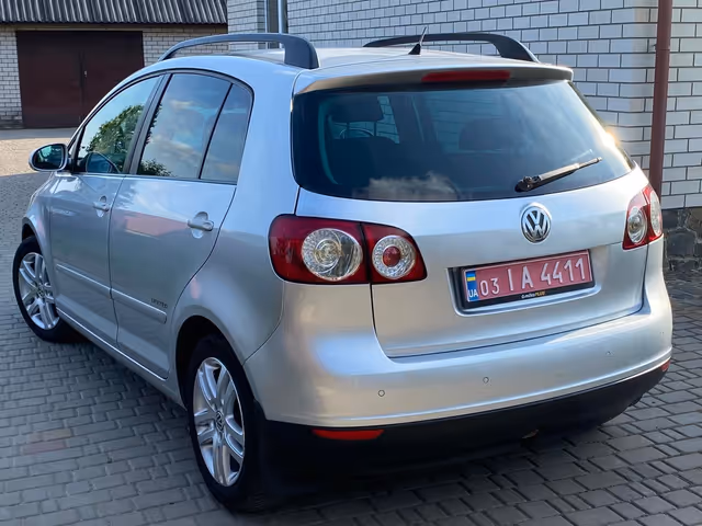 Volkswagen Golf Plus - фото 4