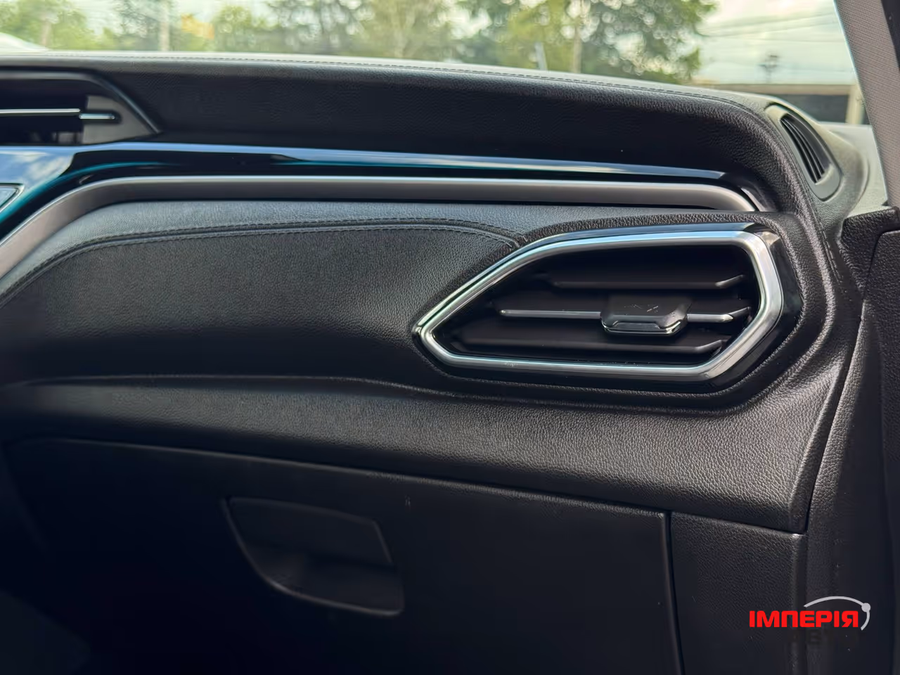 Chevrolet Bolt - фото 72