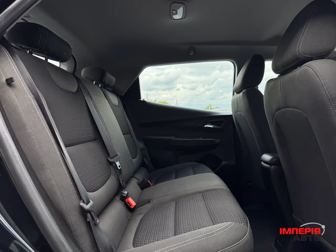 Chevrolet Bolt - фото 57