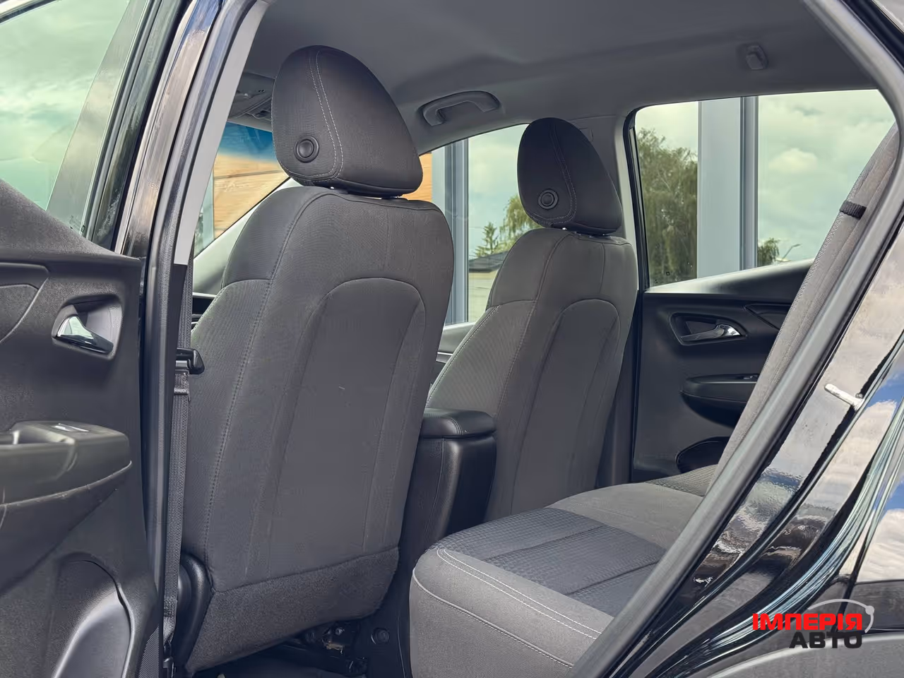 Chevrolet Bolt - фото 52