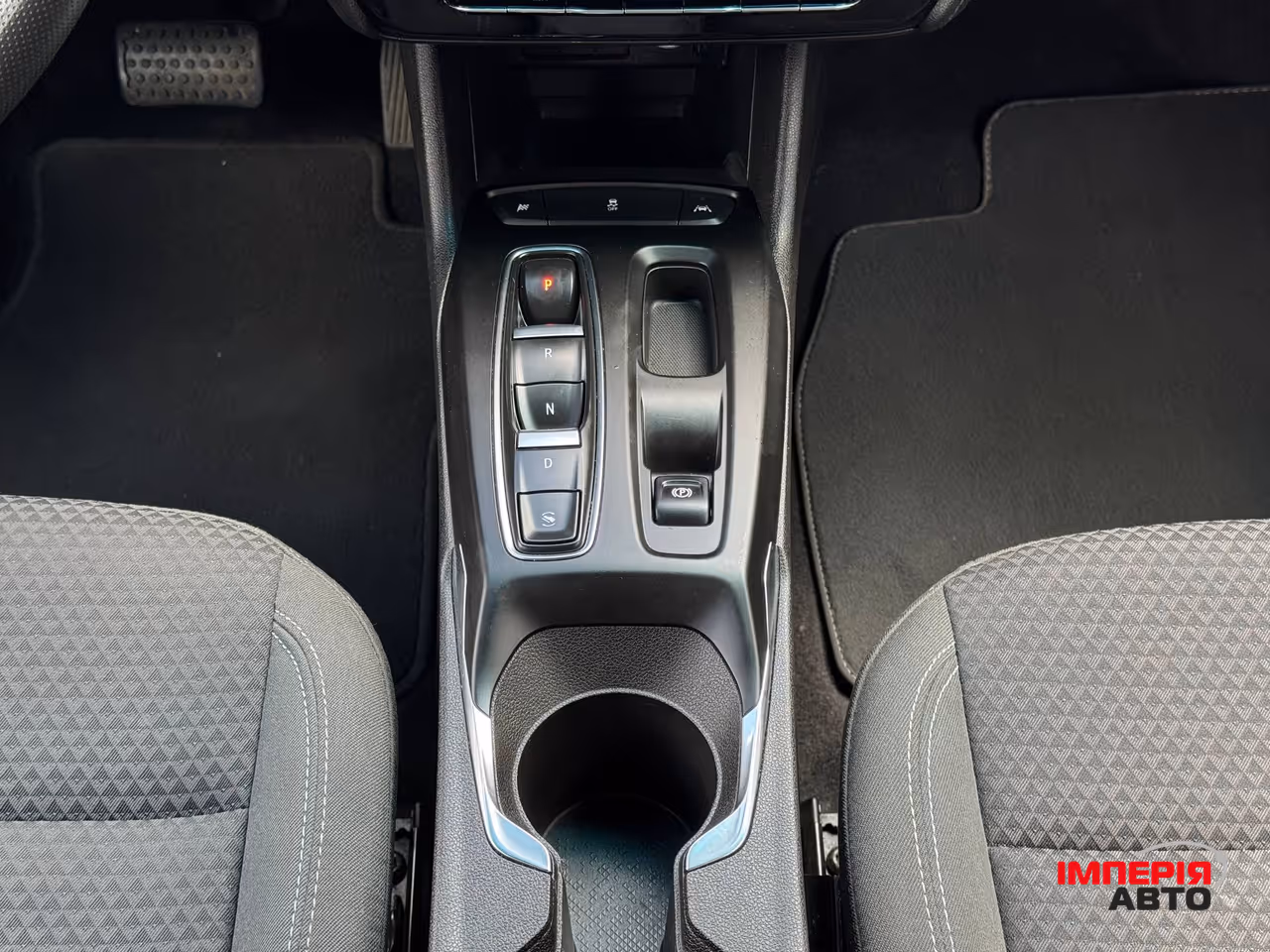 Chevrolet Bolt - фото 62