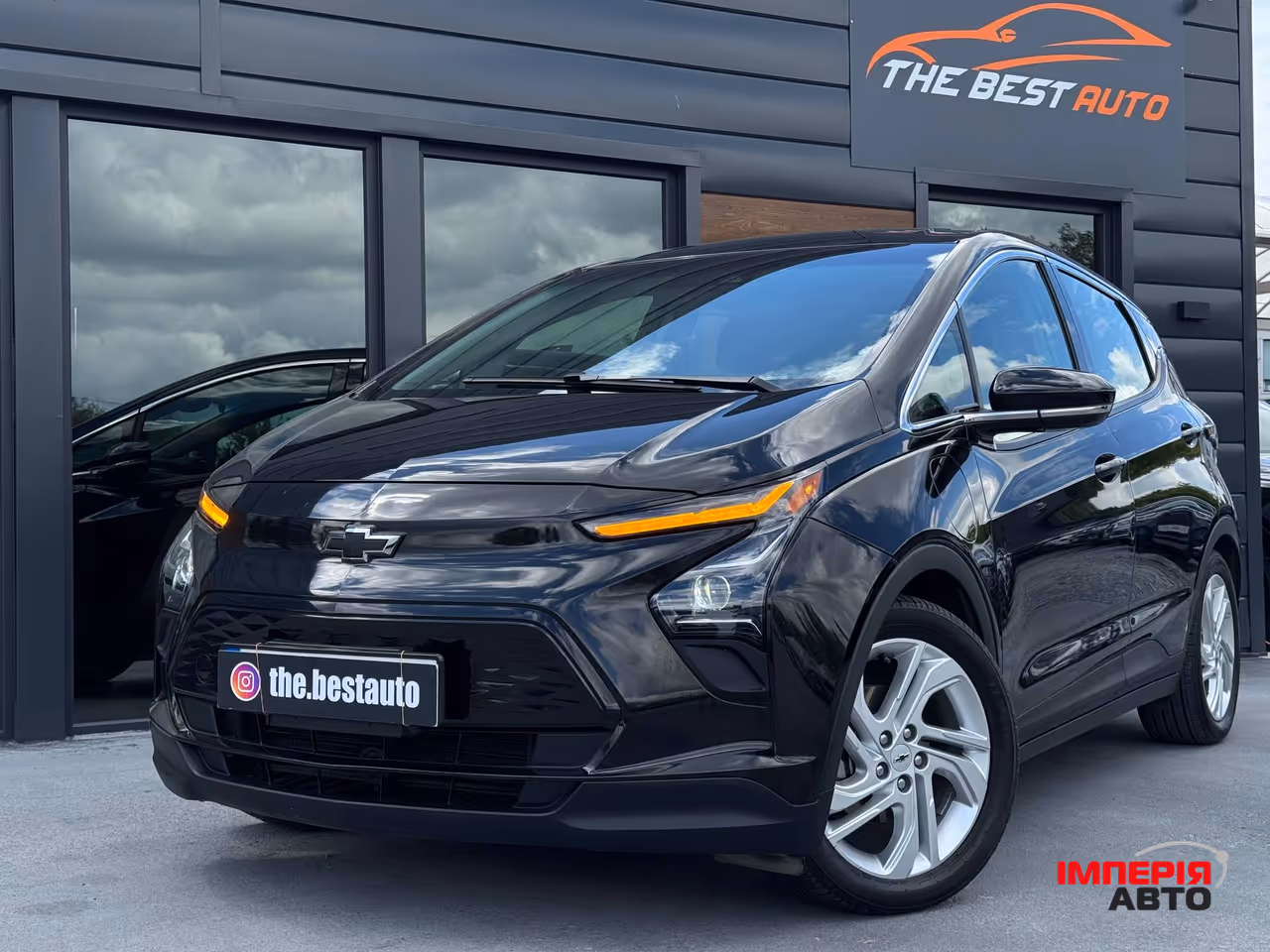 Chevrolet Bolt - фото 1