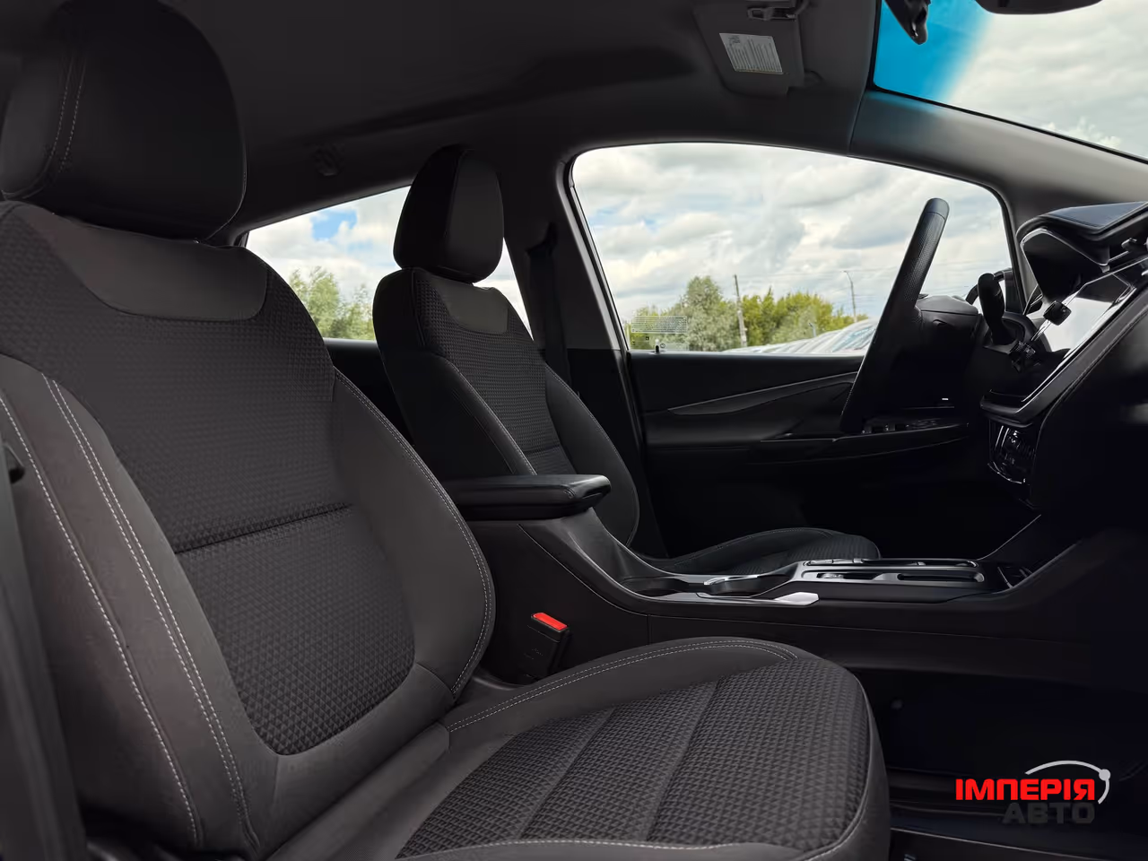 Chevrolet Bolt - фото 71