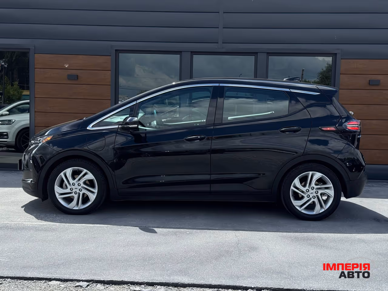 Chevrolet Bolt - фото 15