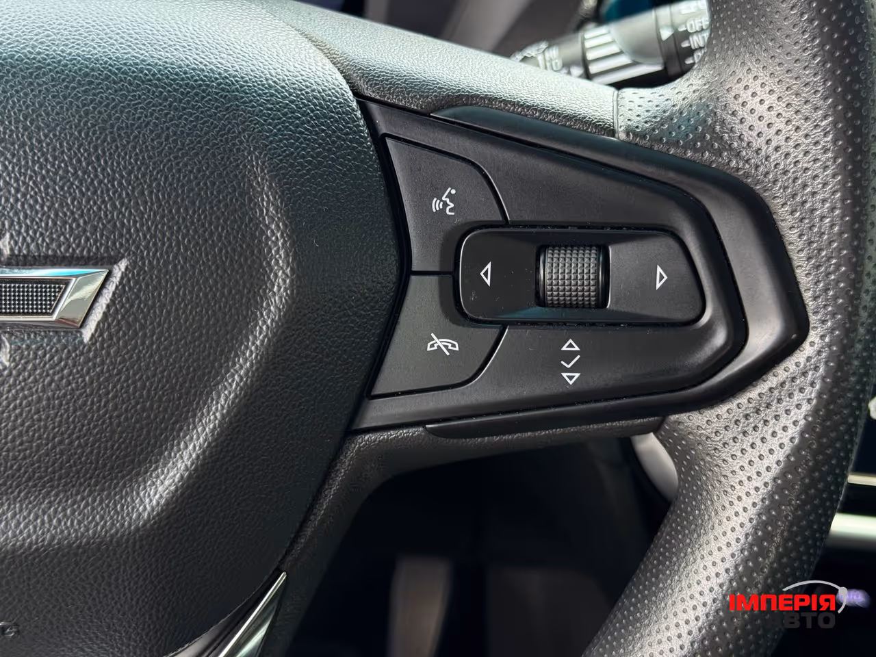 Chevrolet Bolt - фото 40