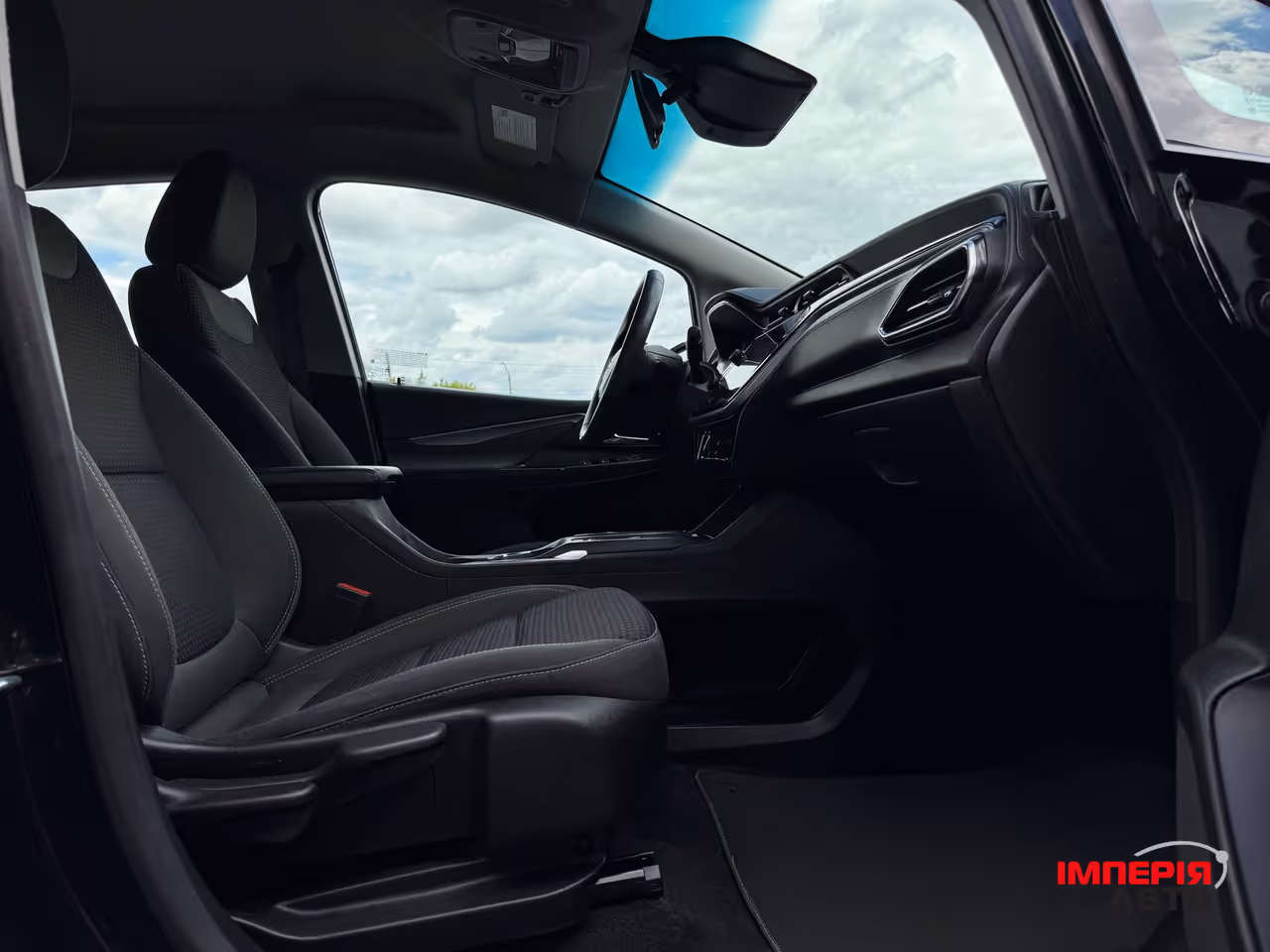 Chevrolet Bolt - фото 70