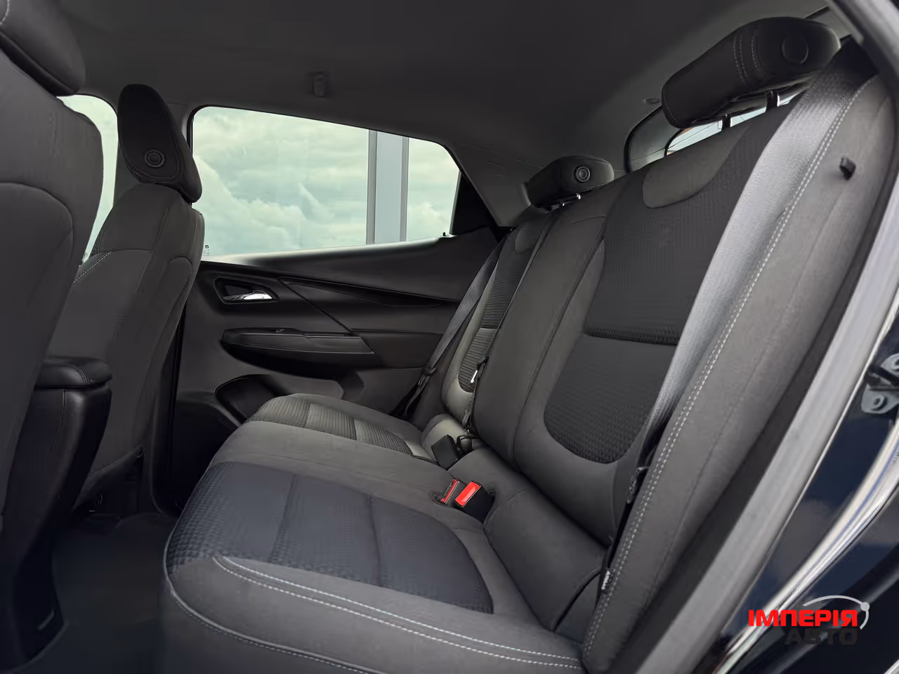 Chevrolet Bolt - фото 53