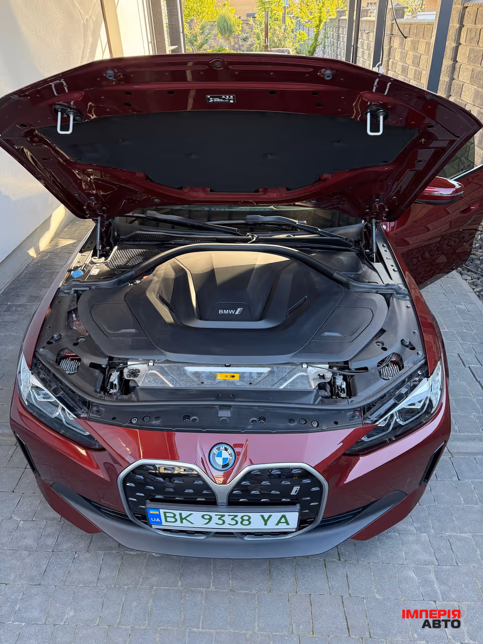 BMW i4 - фото 4