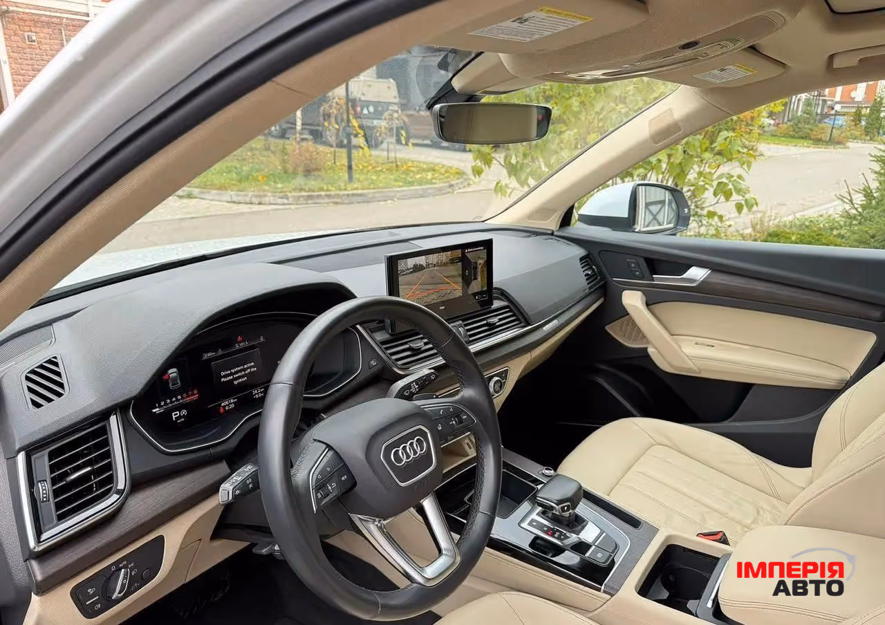 Audi Q5 - фото 8