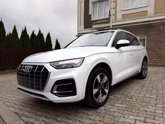 Audi Q5 - фото 1