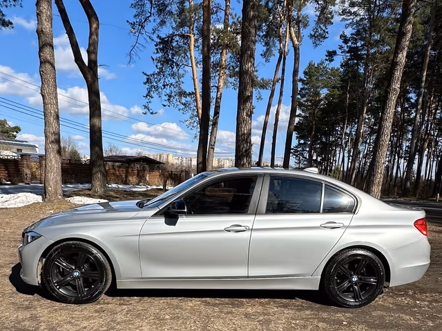 BMW 3 серії - фото 4