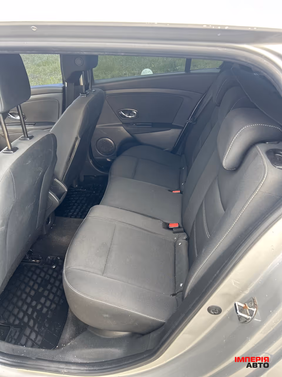 Renault Megane - фото 15