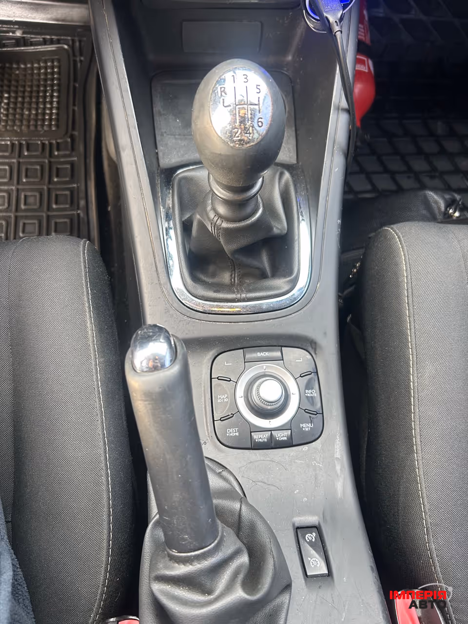 Renault Megane - фото 5