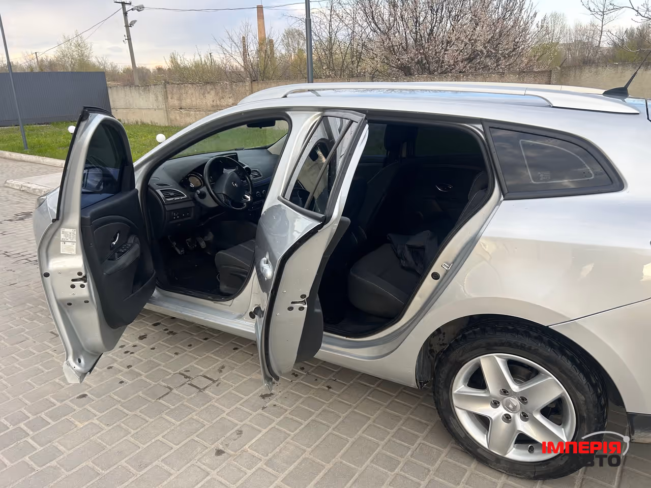 Renault Megane - фото 6