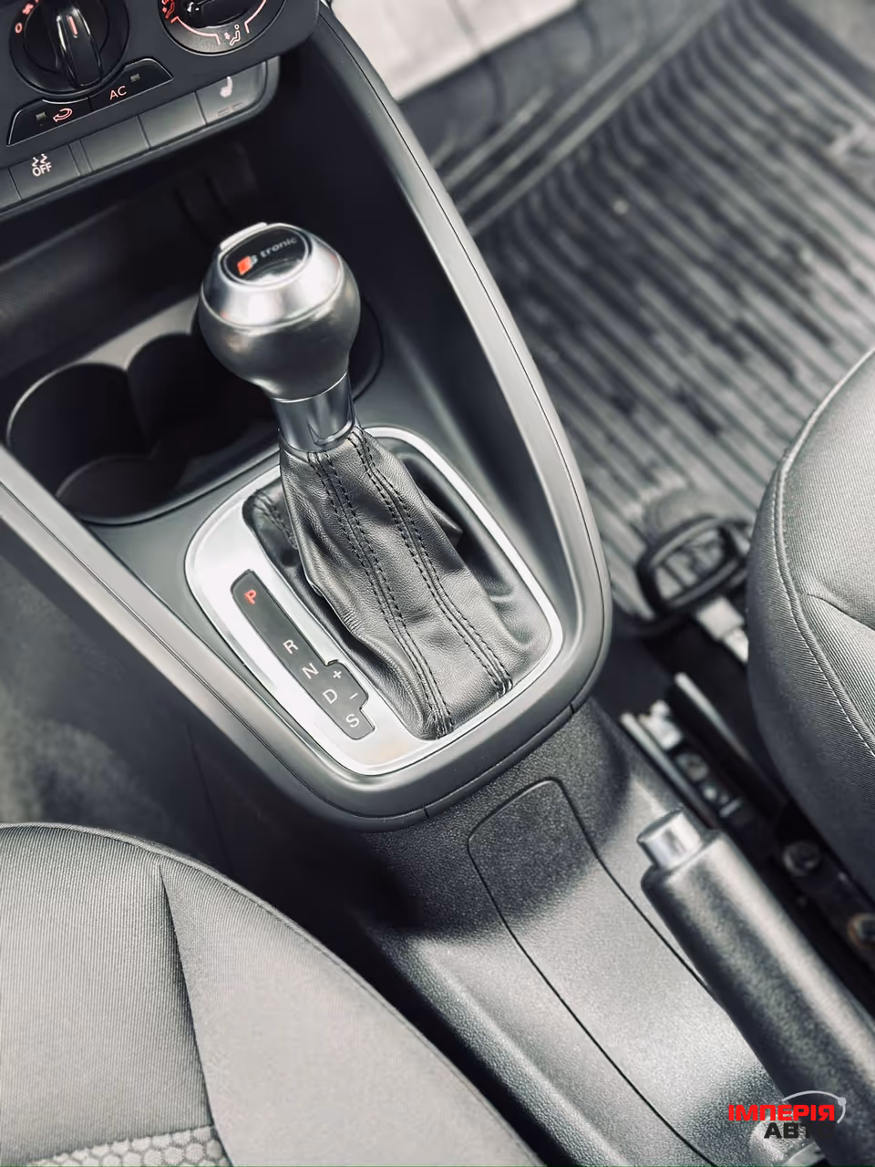 Audi A1 - фото 16