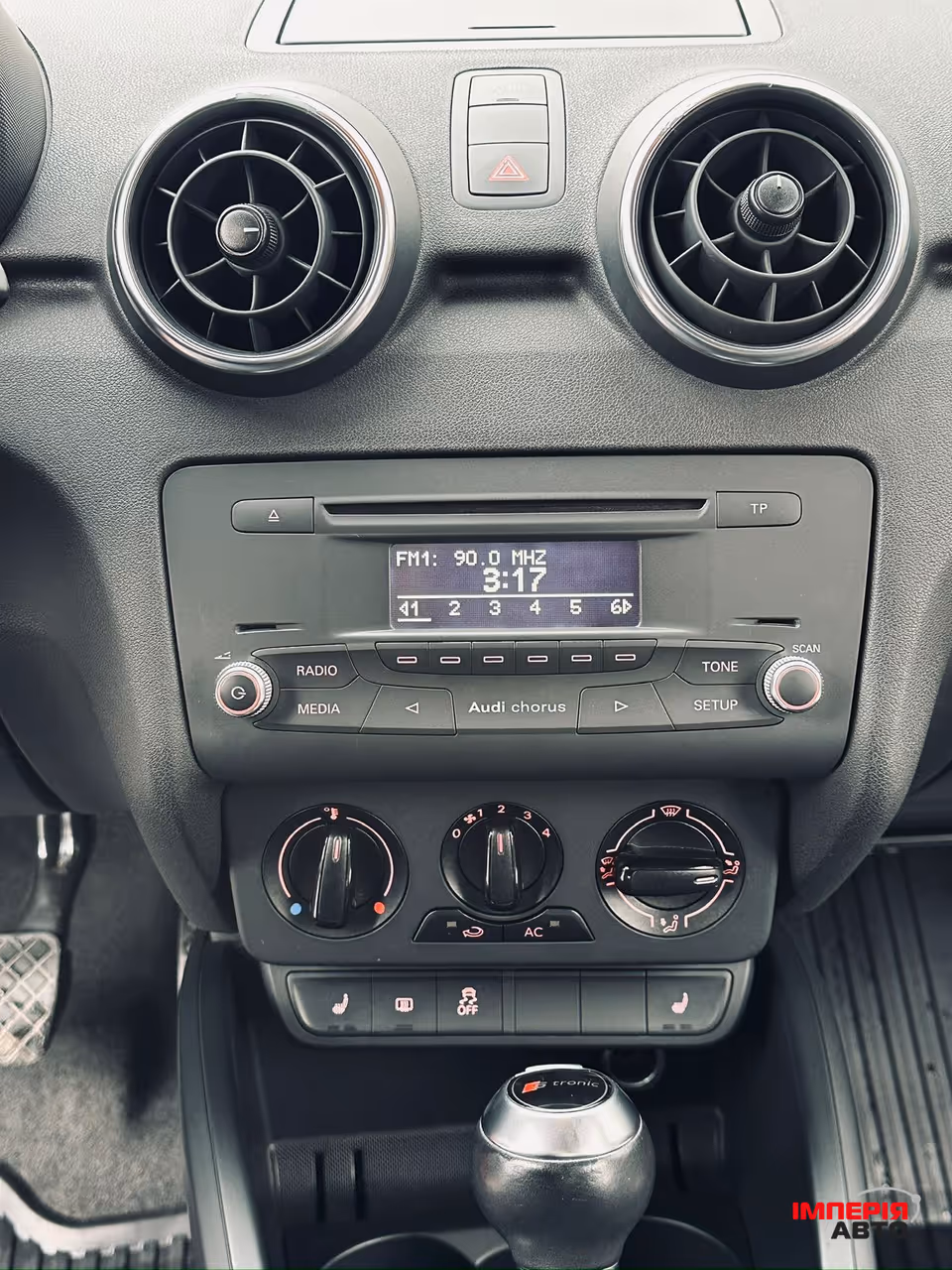 Audi A1 - фото 14
