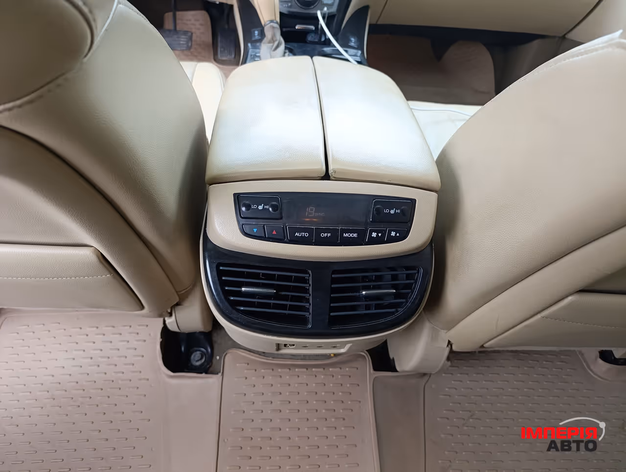 Acura MDX - фото 10