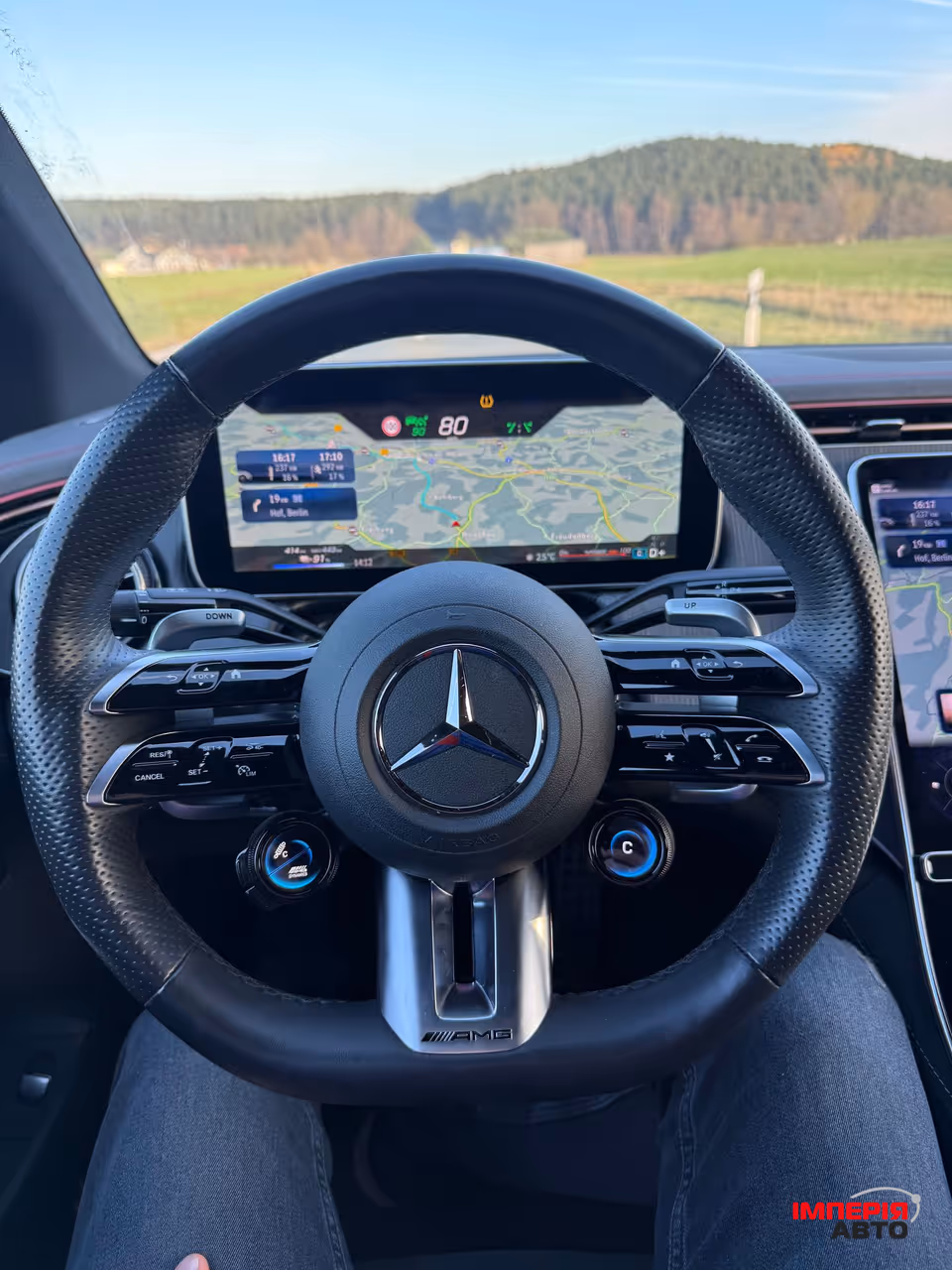 Mercedes-Benz EQE AMG - фото 19