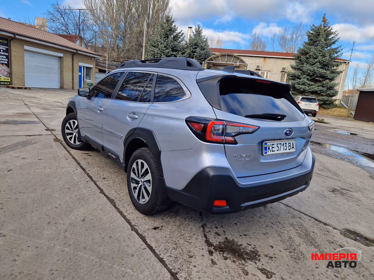 Subaru Outback - фото 6