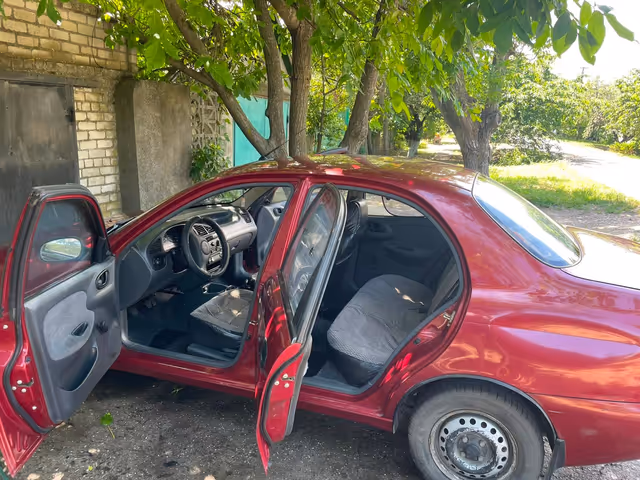 Daewoo Lanos - фото 4