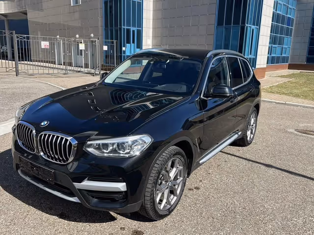 BMW X3 - фото 1