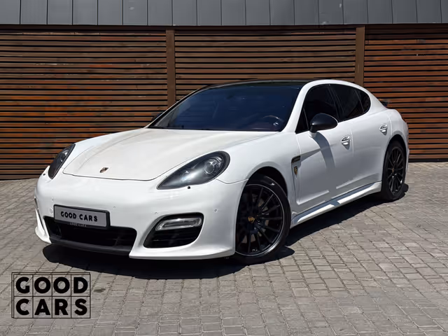 Porsche Panamera - фото 1
