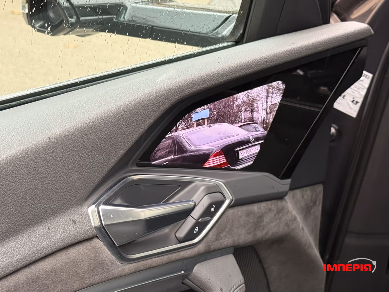 Audi e-tron - фото 24