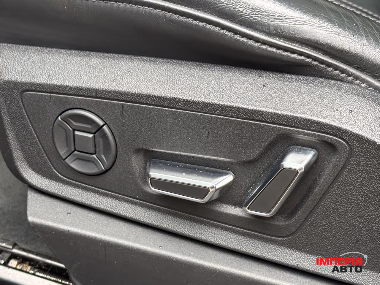 Audi e-tron - фото 39